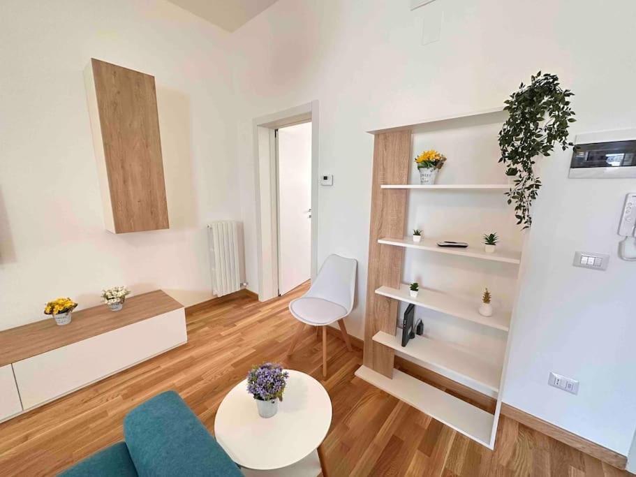 Lella Suite Home Lecce Exterior foto